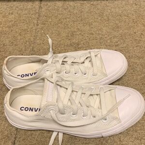 Pure White Low Top Converse 7.5